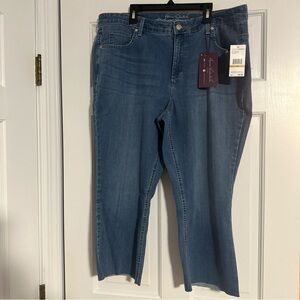 NWT Gloria Vanderbilt Crop Kick Jeans Women's 16W